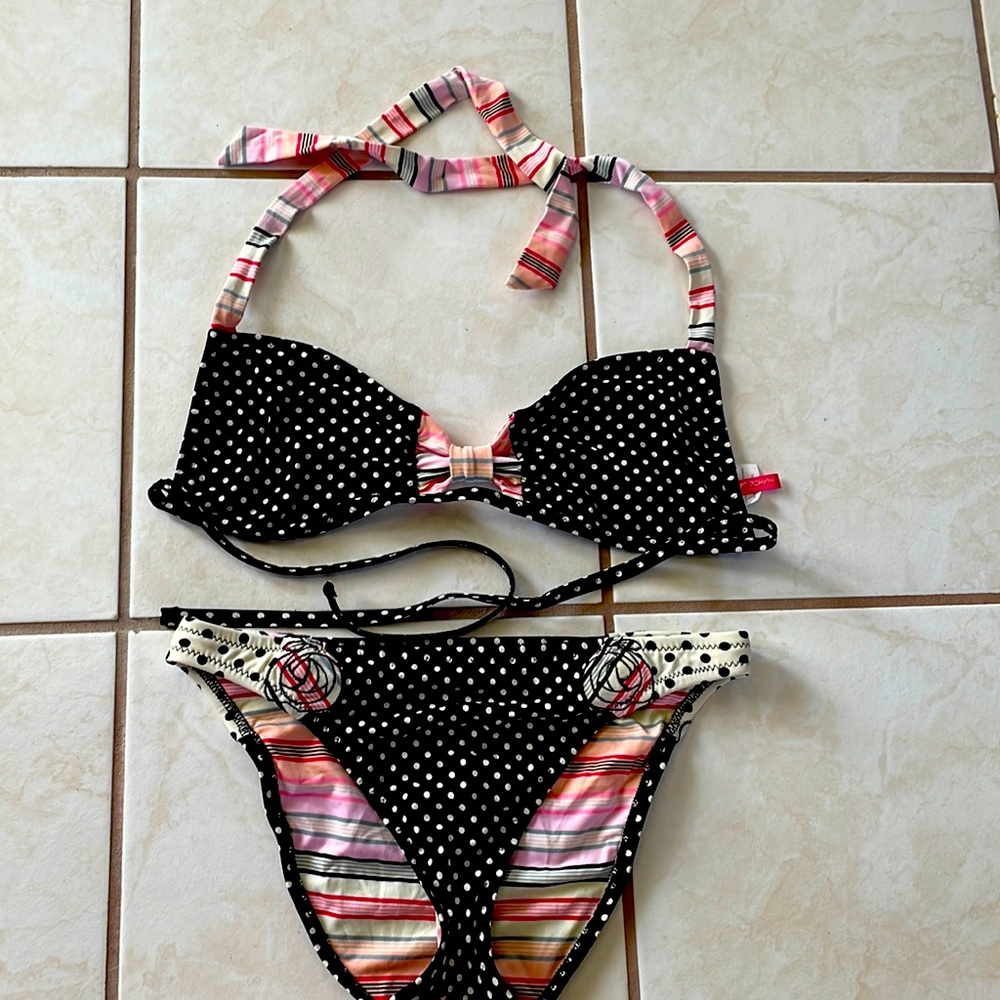 Betsey Johnson bikini. Top large, bottom medium. Hardly worn